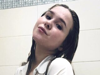 Ass AugustAdelina