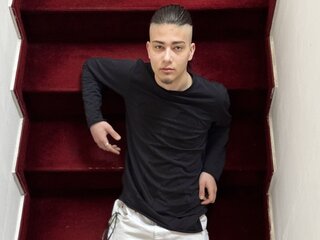 Video ErnestoKyaire