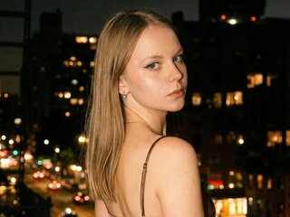 Cam SophiePeachy